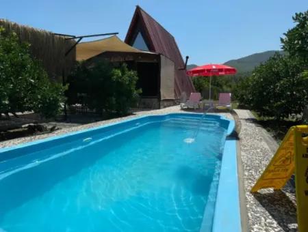 (Konak Doğa) Wöchentliche Tagesmiete Bungalow In Dalaman Karacaağaç