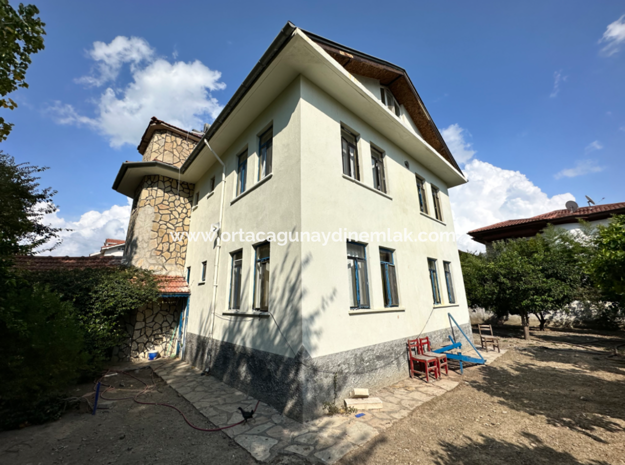 Muğla Ortaca Dalyan In 1.050 M2 Land In 2 Storey Building Is For Sale.