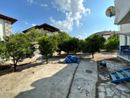 Muğla Ortaca Dalyan In 1.050 M2 Land In 2 Storey Building Is For Sale.