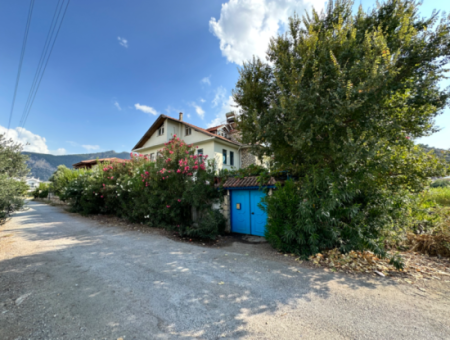 Muğla Ortaca Dalyan In 1.050 M2 Land In 2 Storey Building Is For Sale.