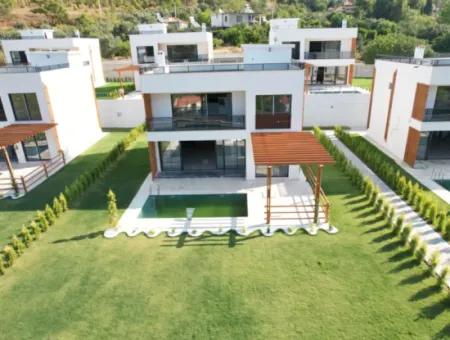 Ultra Luxury 4 In 1 Villas With Pool For Sale In Akkaya Valley In Dalaman