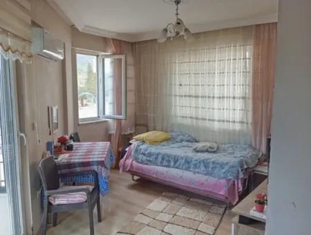 Ortaca Cumhuriyet De Barepir 2 1 85M2 Middle Floor Apartment For Sale