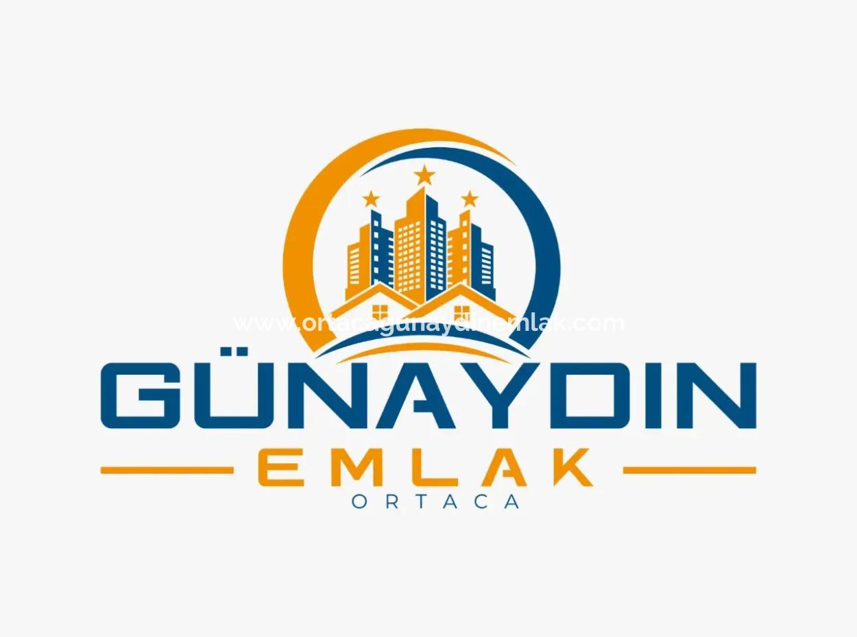 Günaydın Emlak'tan Cumhuriyet'te Çatı Katı 1+1 Eşyalı Kiralık Daire