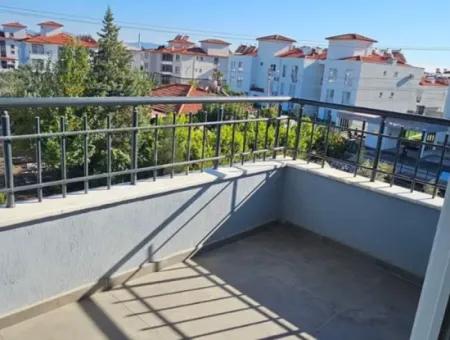 Ortaca Karaburun Da Geniş Ebeveyn Banyolu 3+1 Kiralık Daire