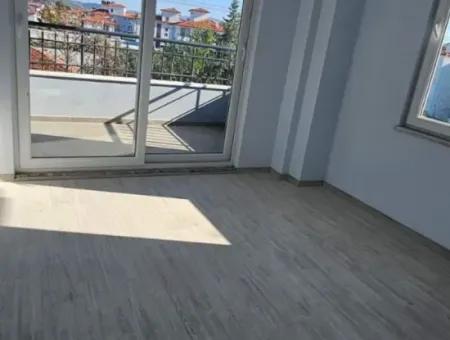 Ortaca Karaburun Da Geniş Ebeveyn Banyolu 3+1 Kiralık Daire