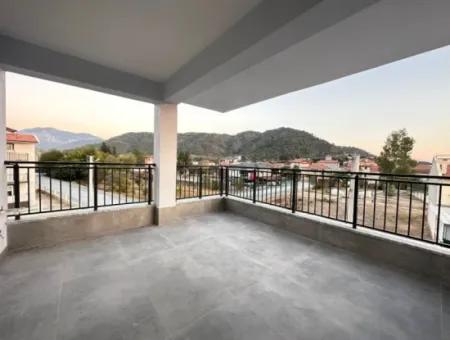 Ortaca Çaylı Da Lux Çok Geniş Teras Balkonlu Kapalı Mutfak Kiralık 3+1 Daireler